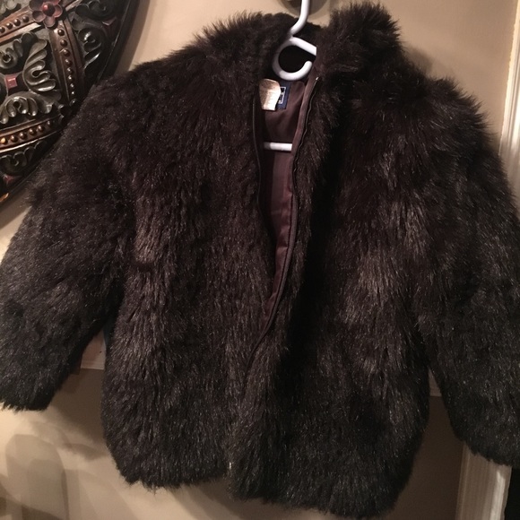 Rothschild Other - Rothschild faux fur coat